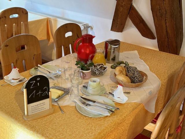 Worners Schloss Weingut & Wellness-Hotel Prichsenstadt Eksteriør billede