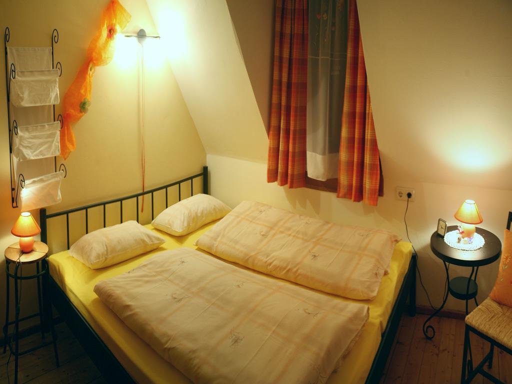 Worners Schloss Weingut & Wellness-Hotel Prichsenstadt Eksteriør billede