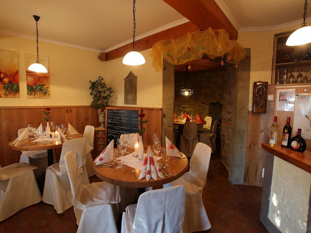 Worners Schloss Weingut & Wellness-Hotel Prichsenstadt Eksteriør billede