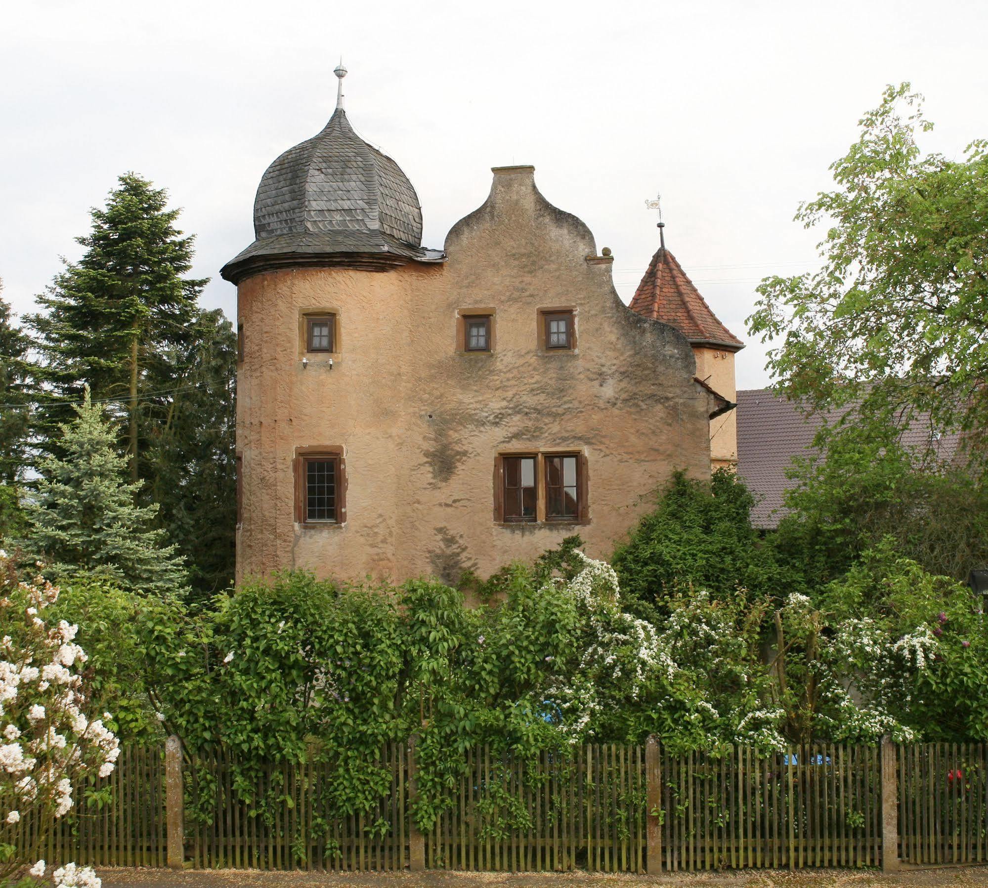 Worners Schloss Weingut & Wellness-Hotel Prichsenstadt Eksteriør billede